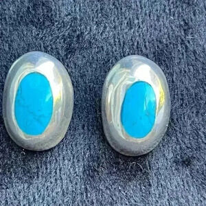 Vintage turquoise and sterling silver, oval earrings. 525 Mexico